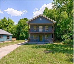 Building Photo - 987 Dimmock St SW