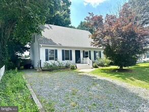 Building Photo - 126 Price St