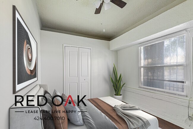 Foto del edificio - 4606 S Vermont Ave