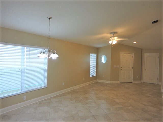 Building Photo - 10032 Perthshire Cir