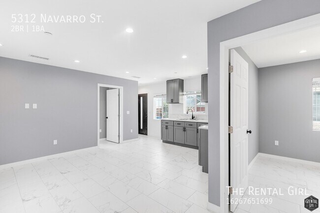 Building Photo - Completely New 2 Bedroom/ 1 Bath Backhouse...