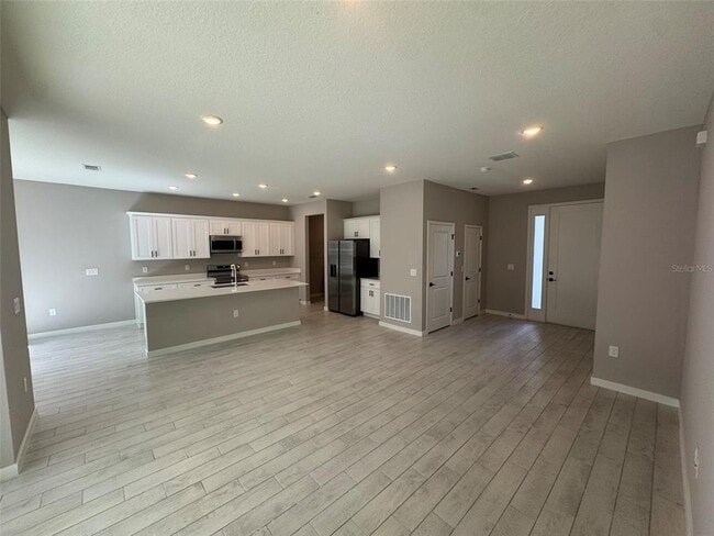 Building Photo - 12946 SW 81st Ave
