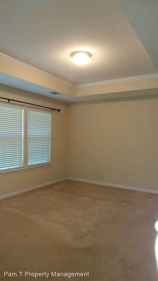 Building Photo - 3 br, 2 bath House - 24 Carlisle Lane