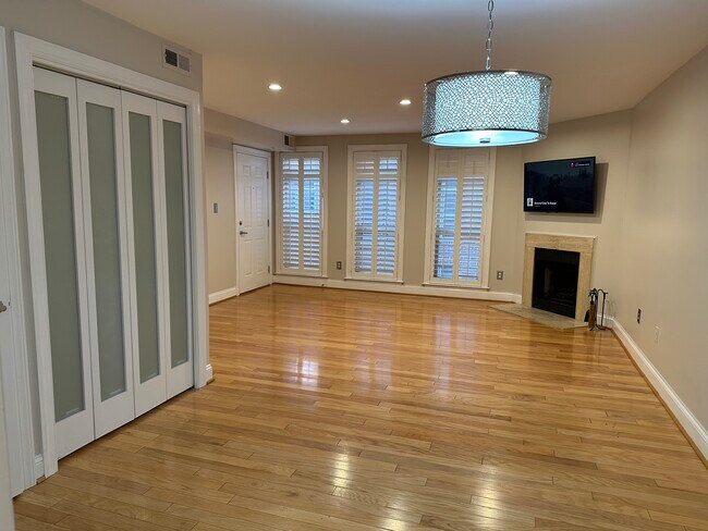 Foto del edificio - 1435 A St NE