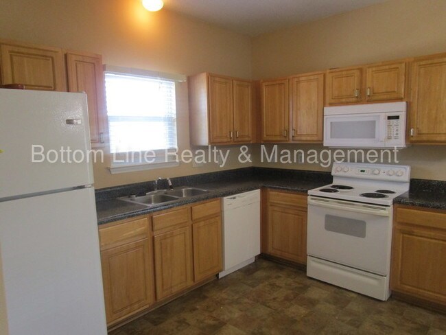 Foto del edificio - 6212 Derryfield Dr