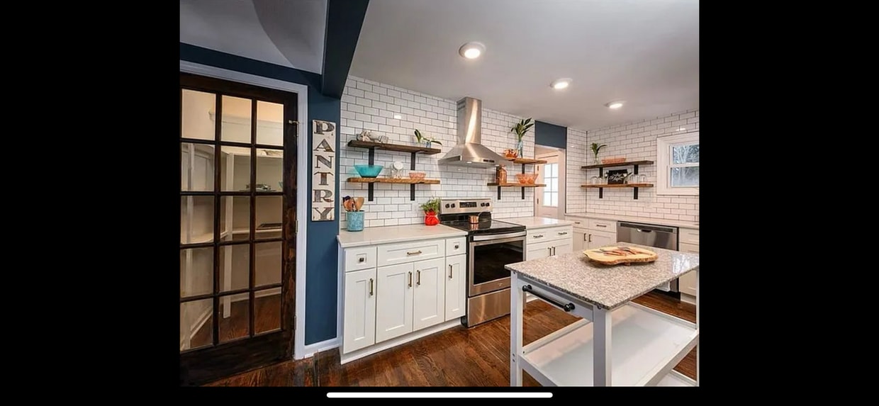 Primary Photo - 16823 Northview Dr