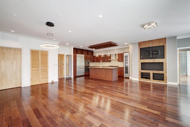 Foto del edificio - 1600 Barton Springs Rd