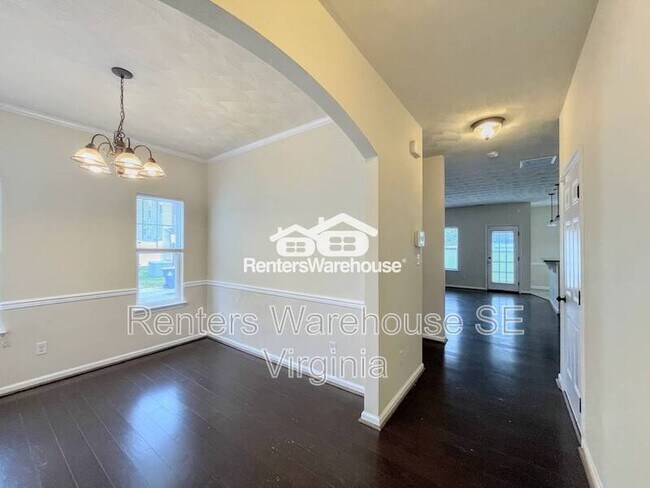 Foto del edificio - 5149 Whitaker Pl