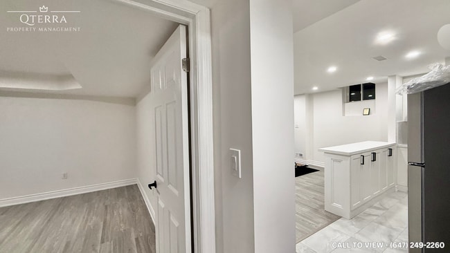 Photo du bâtiment - 10 Peer St