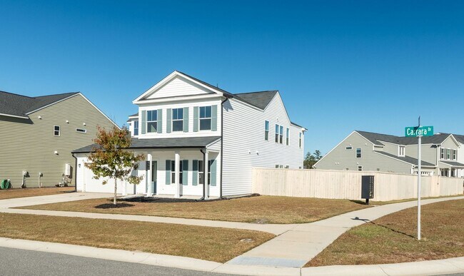 Foto del edificio - Elegant & Spacious Home in Summerville’s Cane Bay Community