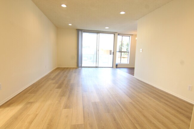 Foto del edificio - 931 S Wooster St