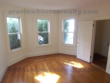 Primary Photo - 155 Murdock St