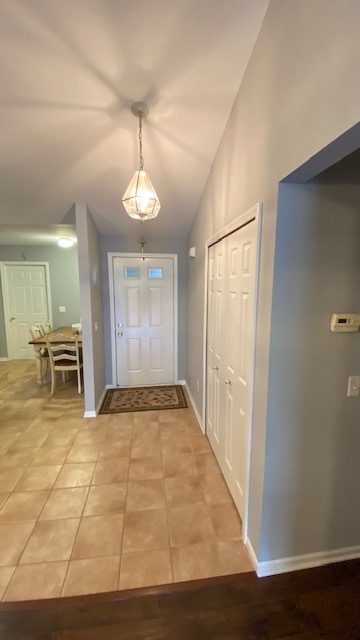 Private Entry - 12250 Noonan Ct