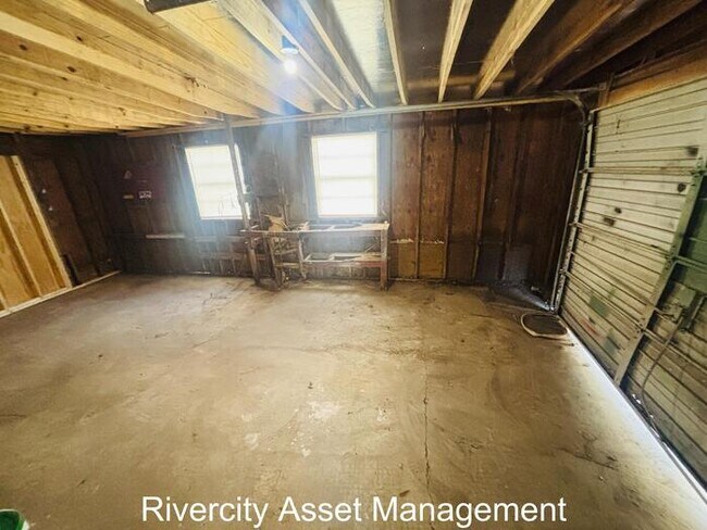 Photo - A MUST SEE FRAYSER!!!! SECTION 8 WELCOMED !!!! House