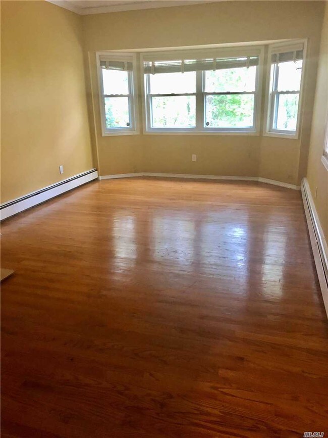 Foto del edificio - 16 Wilafra Pl