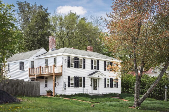 Foto del edificio - 329 Main St