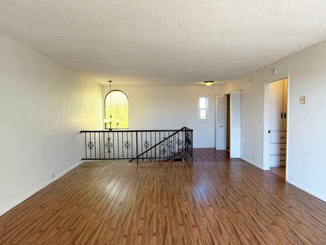 Building Photo - SP2410