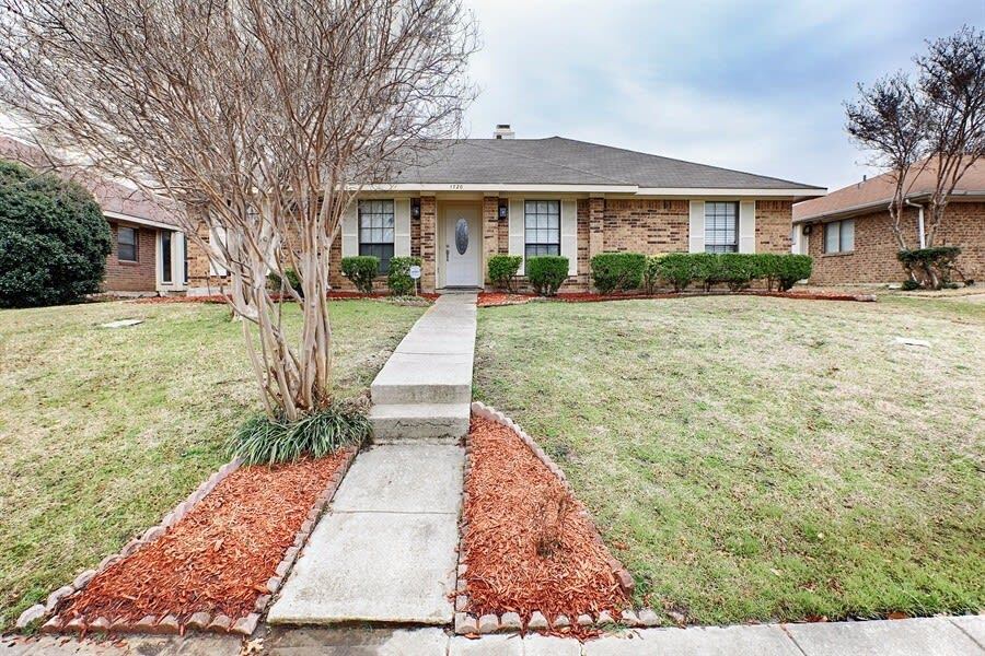 Primary Photo - 1720 Brighton Dr