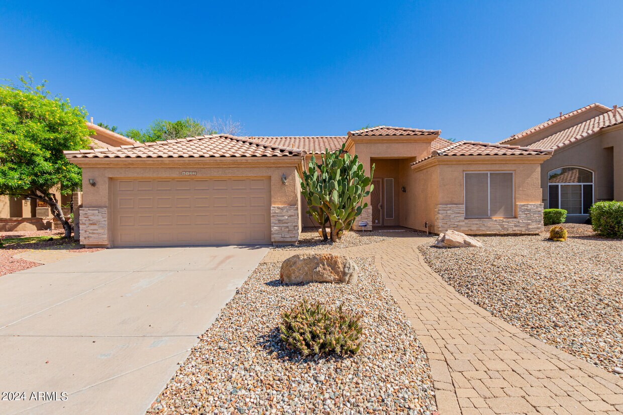 Primary Photo - 6122 W Linda Ln