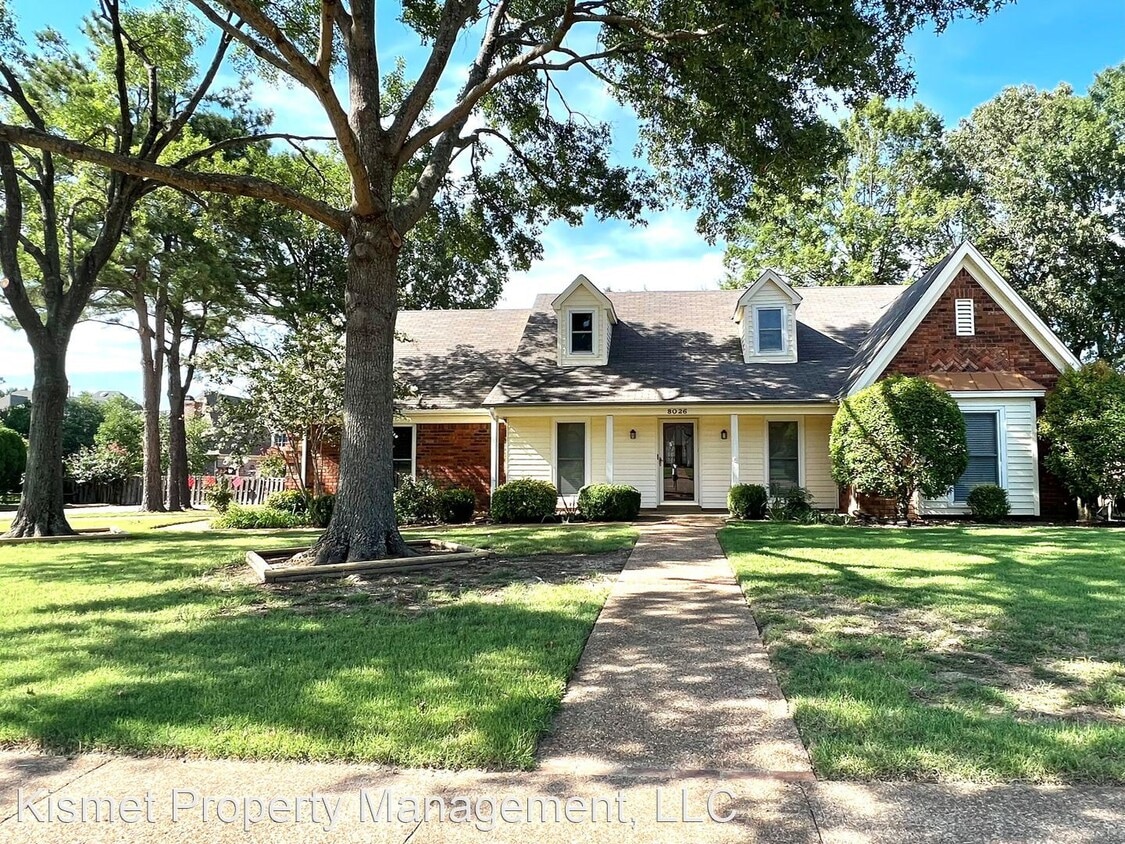 3 br, 2.5 bath House 8026 Farmingdale Rd House Rental in Germantown