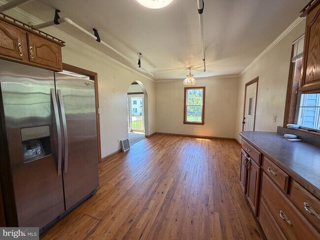 Foto del edificio - 8156 Rocky Ridge Rd
