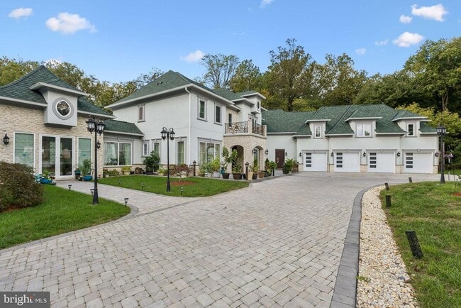 Building Photo - 855 Dolley Madison Blvd