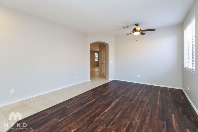 Foto del edificio - 4053 S Shady Ct