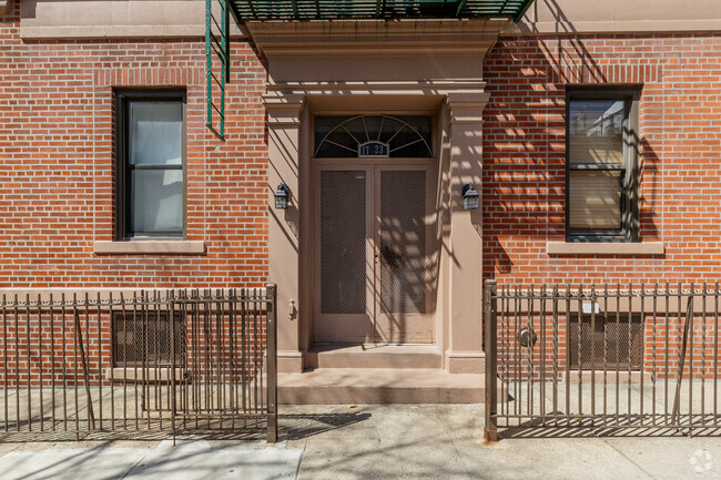 Building entrance. - 1723 Woodbine St