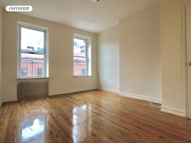 Building Photo - 448 W 55th St