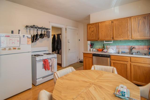 Foto del edificio - 2 bedroom in CHICAGO IL 60614