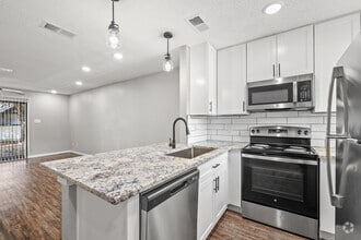 Interior Photo - The Arts Apts At South Austin