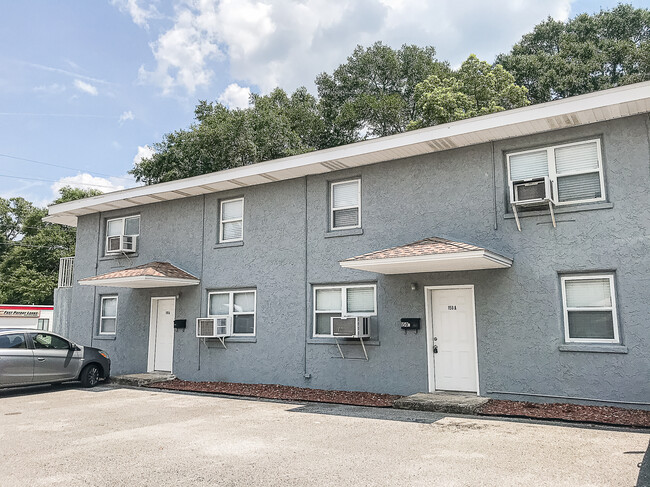 Building Photo - 148a S John Sims Pkwy