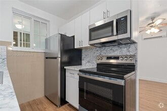 Building Photo - 160 NE 55th St