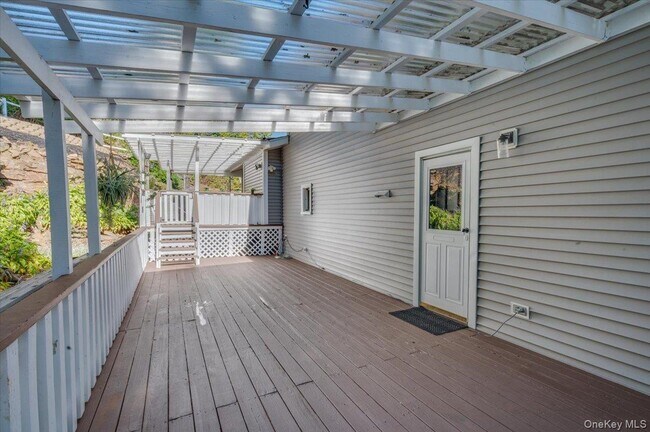Building Photo - 11 Glenridge Rd