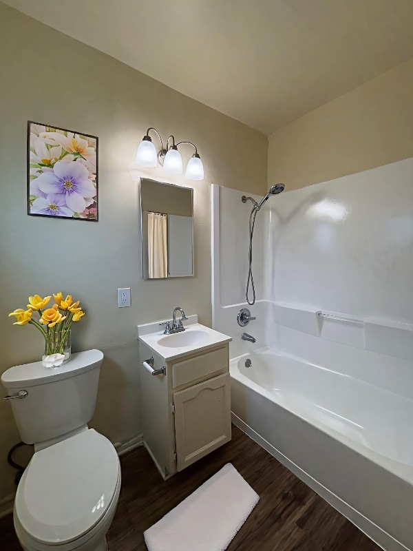 Building Photo - 909 S Citron St