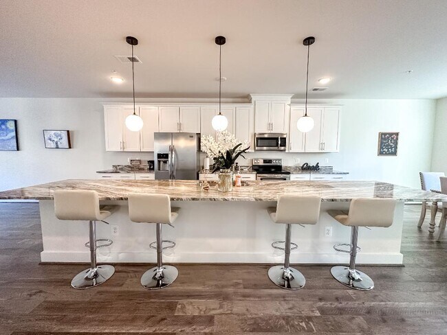 Photo - 20564 Milbridge Ter Townhome