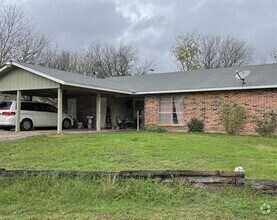 Building Photo - 105 Cockerham St