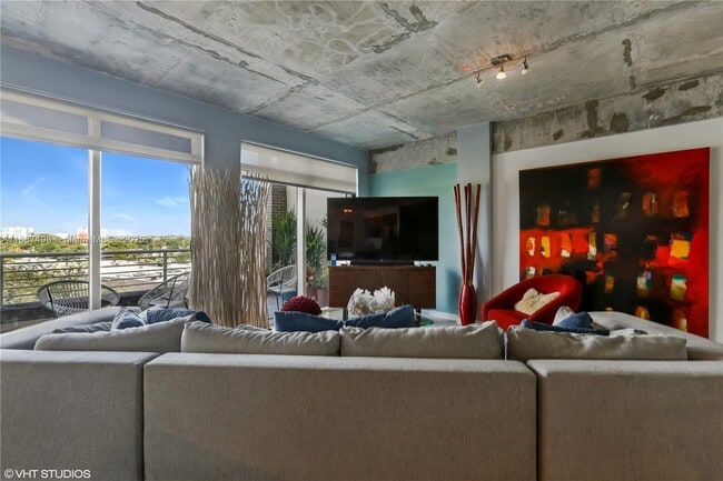 Foto del edificio - 3250 NE 1st Ave