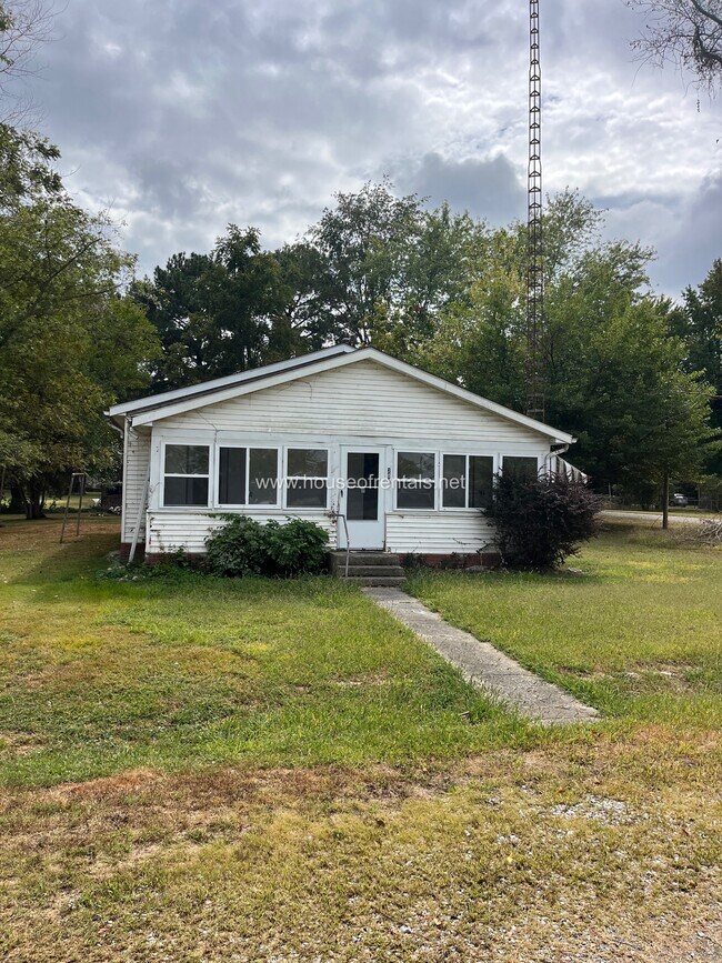 Building Photo - 205 Andrew Springs Dr
