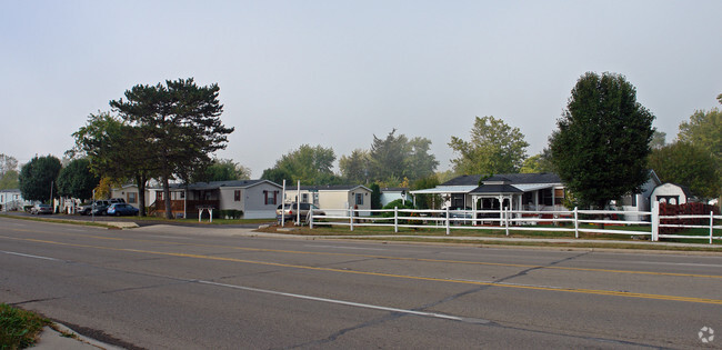 Building Photo - Dearwester's Gem City Estates