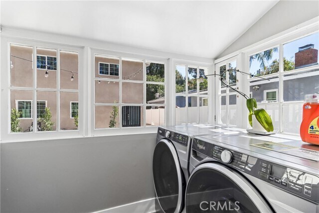 Foto del edificio - 21235 Lopez St