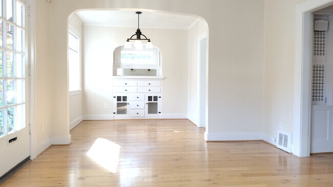 Foto del edificio - 2551 NE 32nd Pl