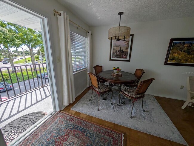 Foto del edificio - 2547 60th Ave W