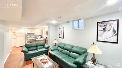 Building Photo - 15 Turtlecreek Blvd