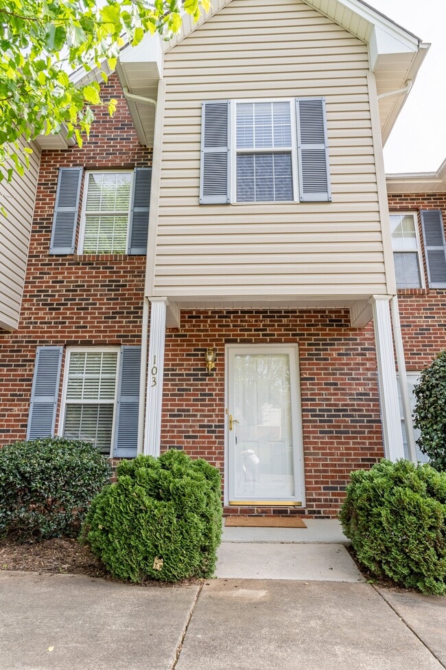 Photo - 2240 15th Ave NE Townhome