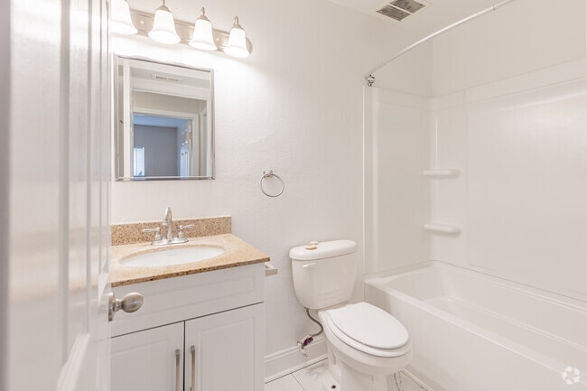 2BR, 1BA - Aubrey Apartments