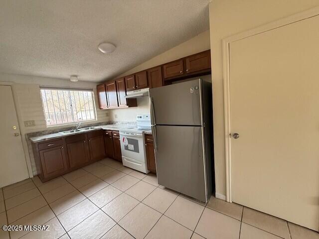 Foto del edificio - 1655 N Mountain View Ave
