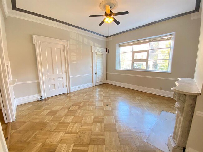 Foto del edificio - 493 Jersey Ave