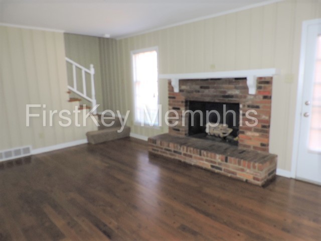 Building Photo - 3008 Eagle Dr