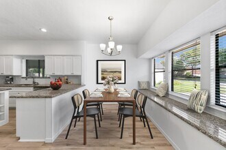 Building Photo - 819 Millpond Dr